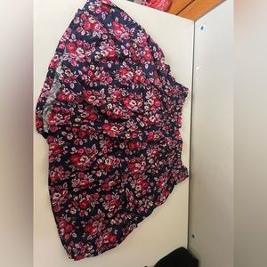 Girls Gao floral skirt. Brand new with tags.